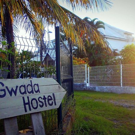 E.Gwada Hostel Le Gosier  Ngoại thất bức ảnh