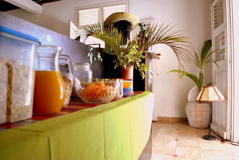 E.Gwada Hostel Le Gosier  Ngoại thất bức ảnh