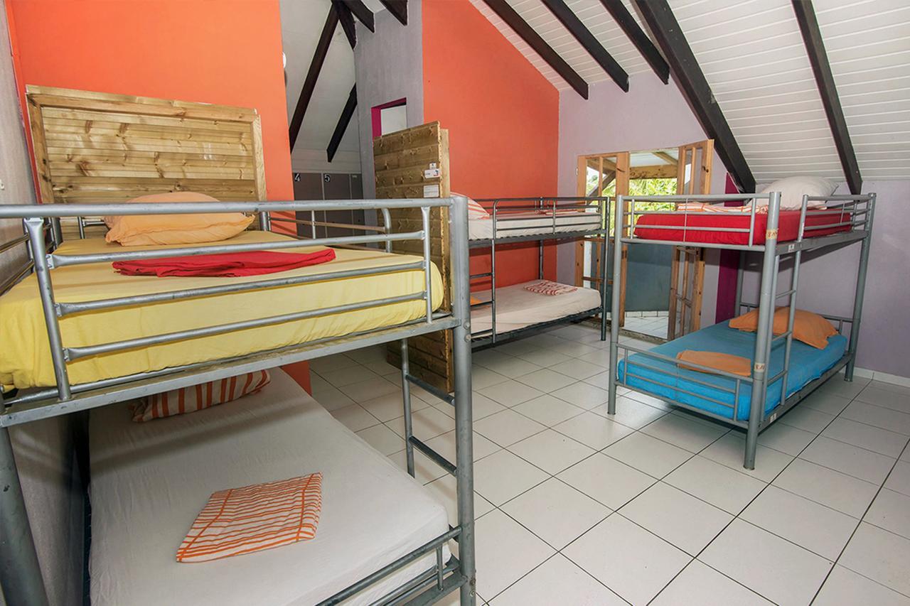 E.Gwada Hostel Le Gosier  Ngoại thất bức ảnh