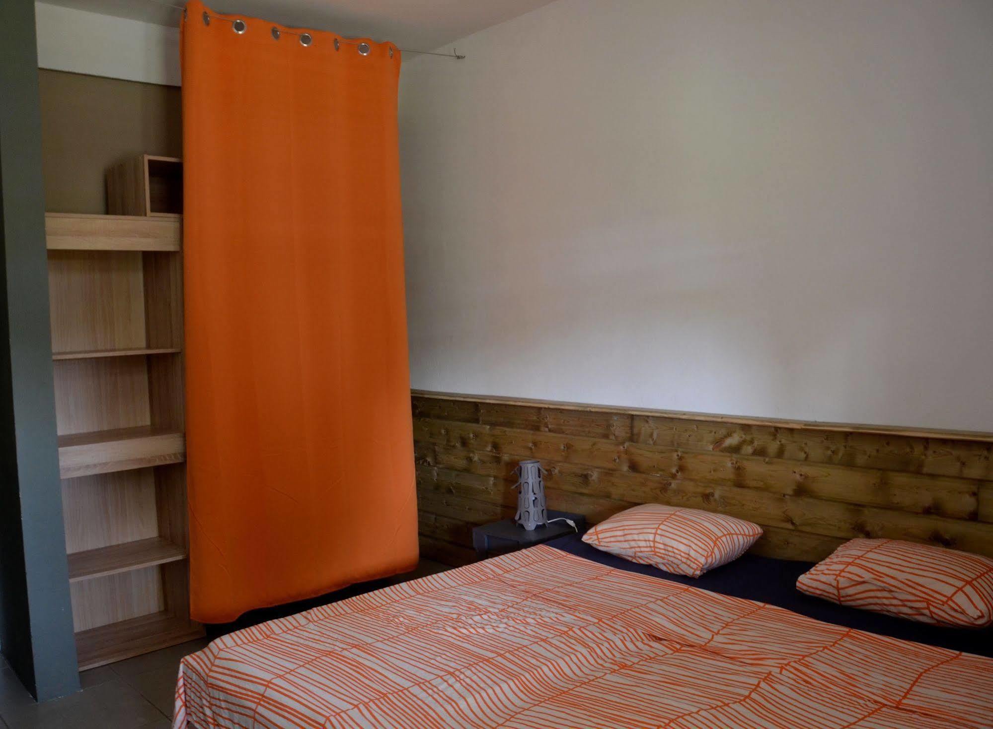 E.Gwada Hostel Le Gosier  Ngoại thất bức ảnh