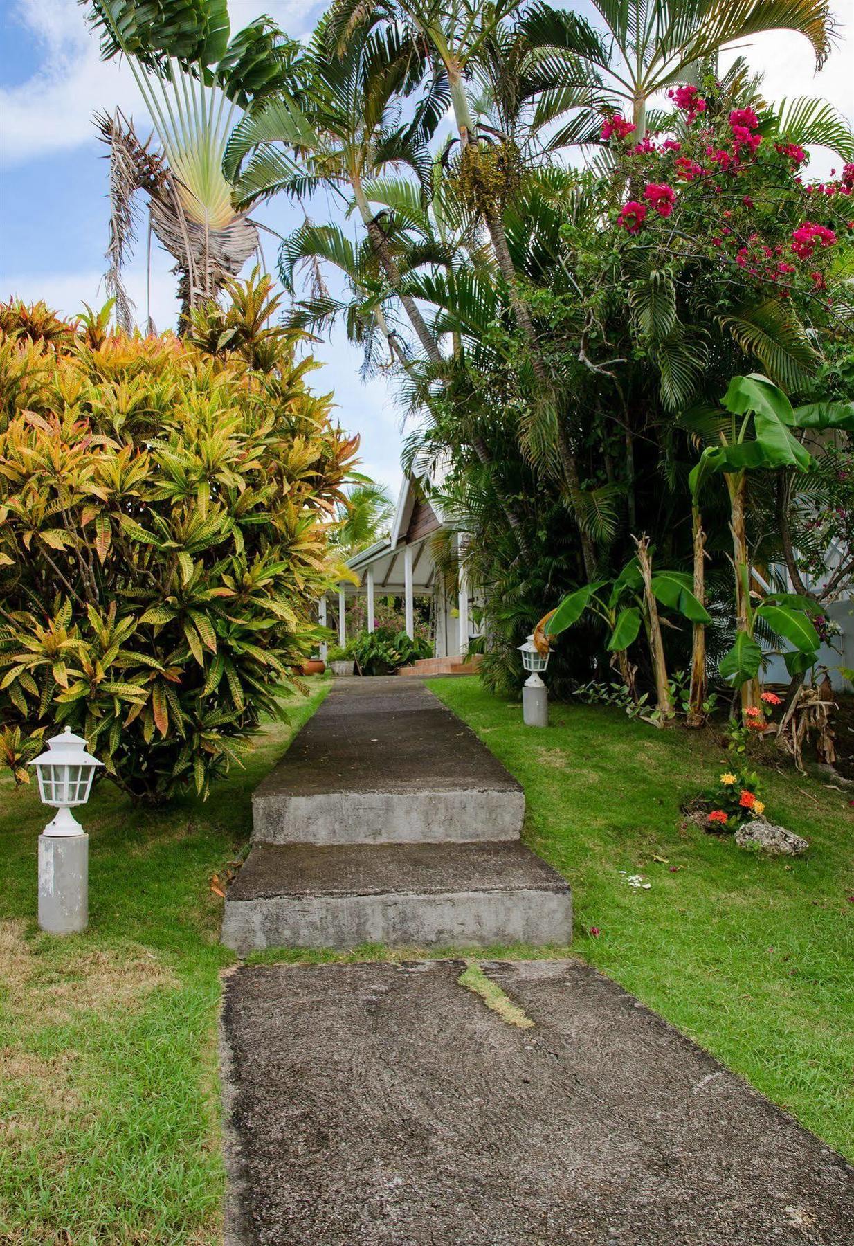 E.Gwada Hostel Le Gosier  Ngoại thất bức ảnh