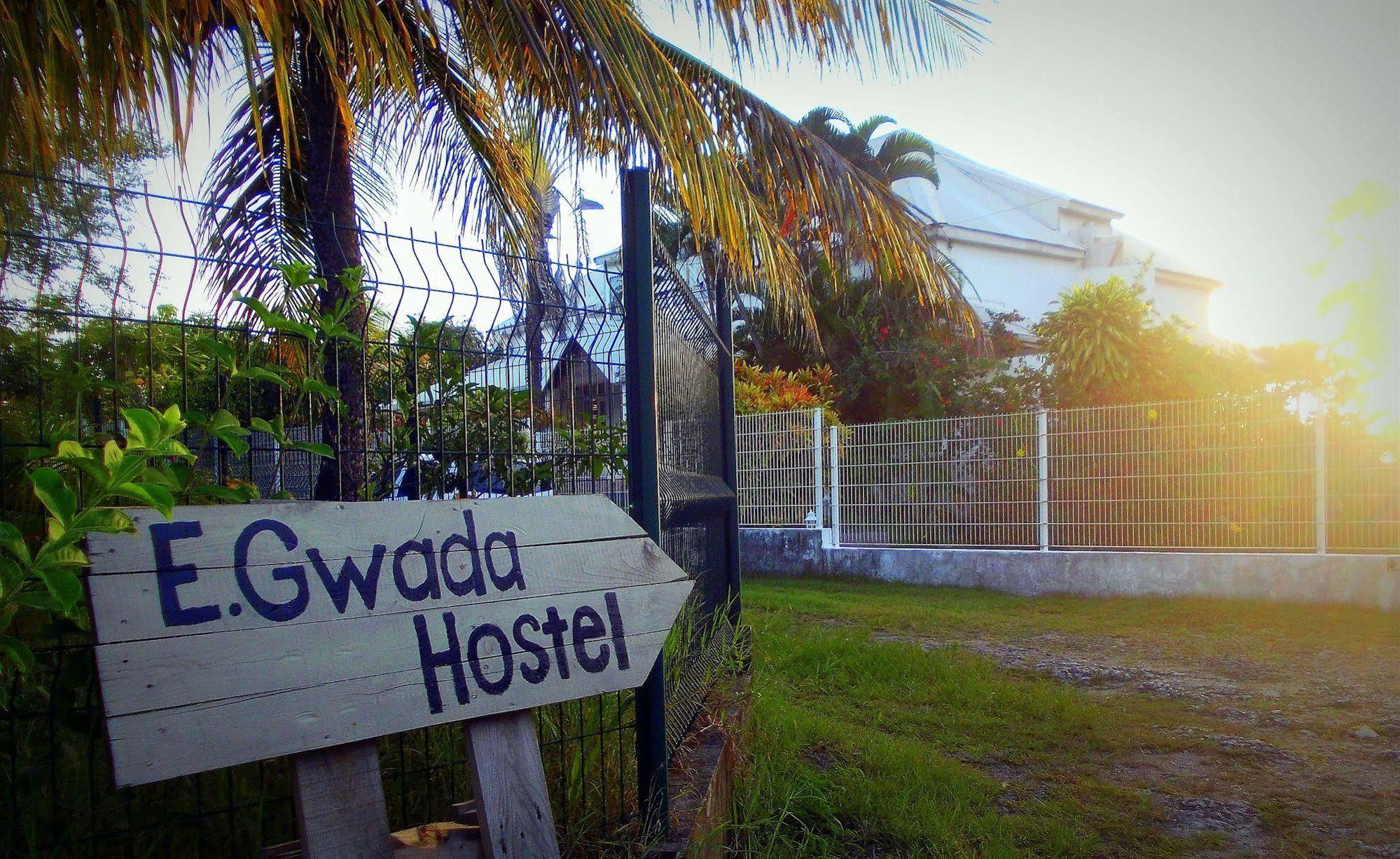 E.Gwada Hostel Le Gosier  Ngoại thất bức ảnh