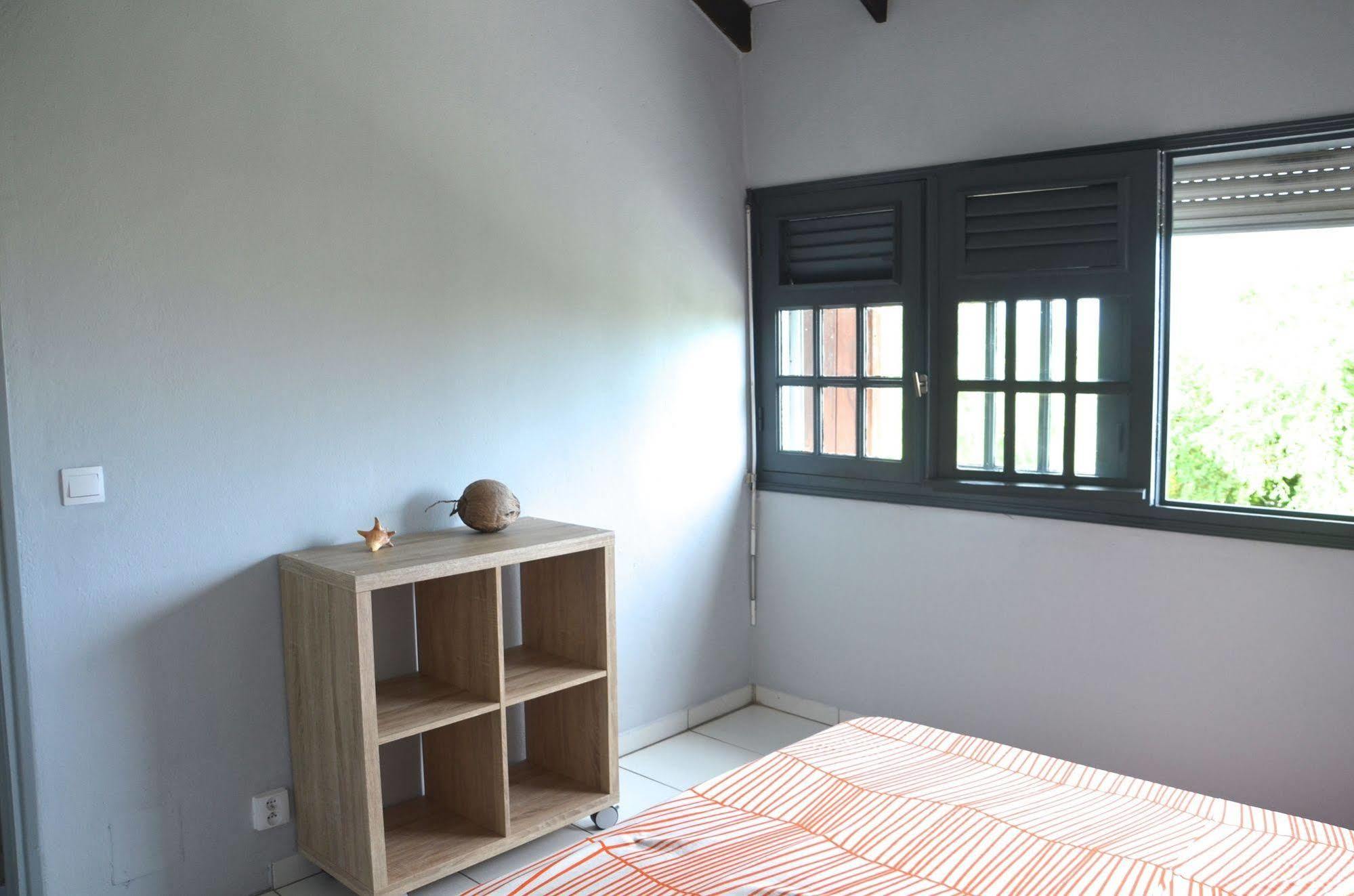 E.Gwada Hostel Le Gosier  Ngoại thất bức ảnh