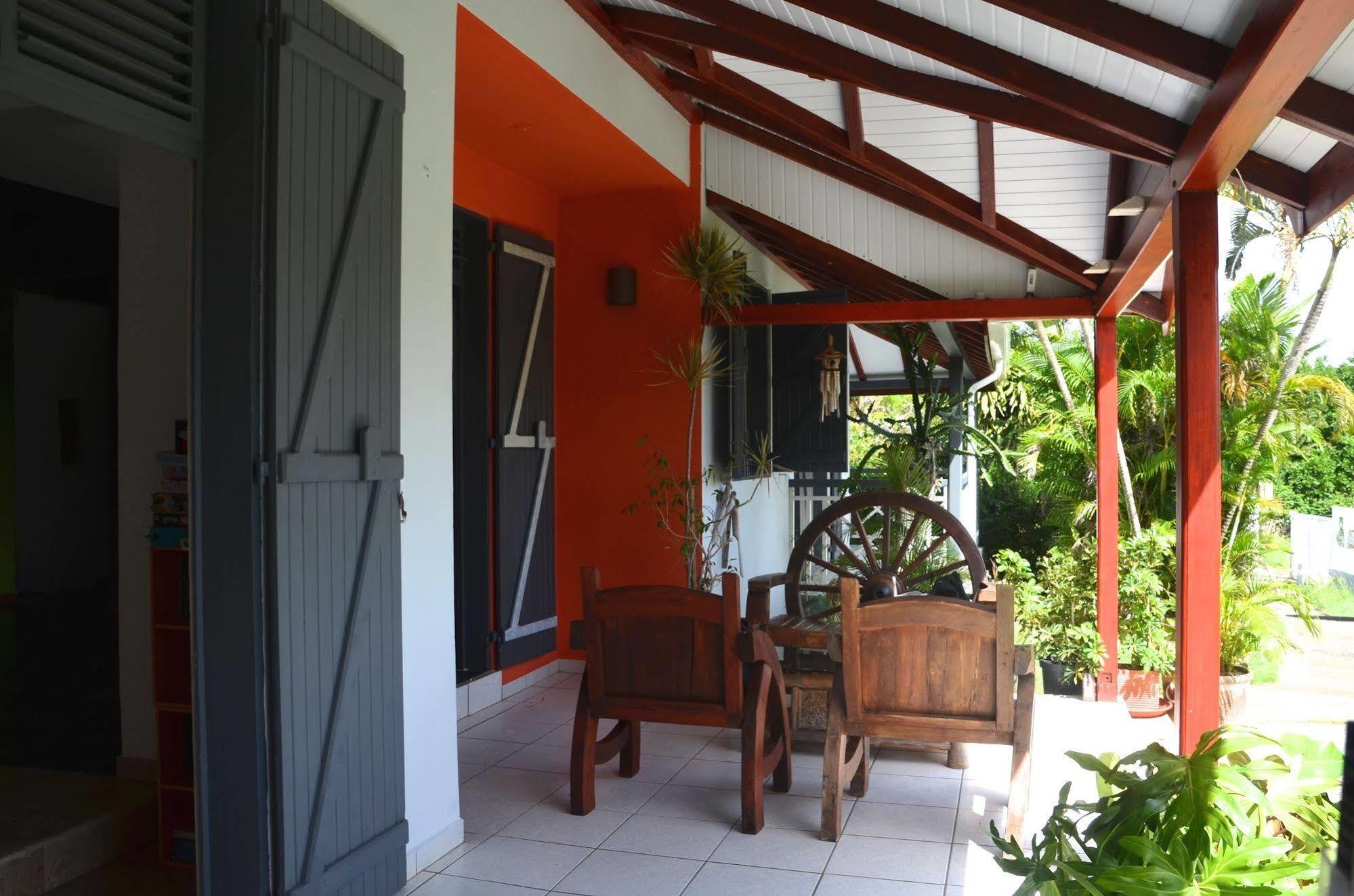 E.Gwada Hostel Le Gosier  Ngoại thất bức ảnh